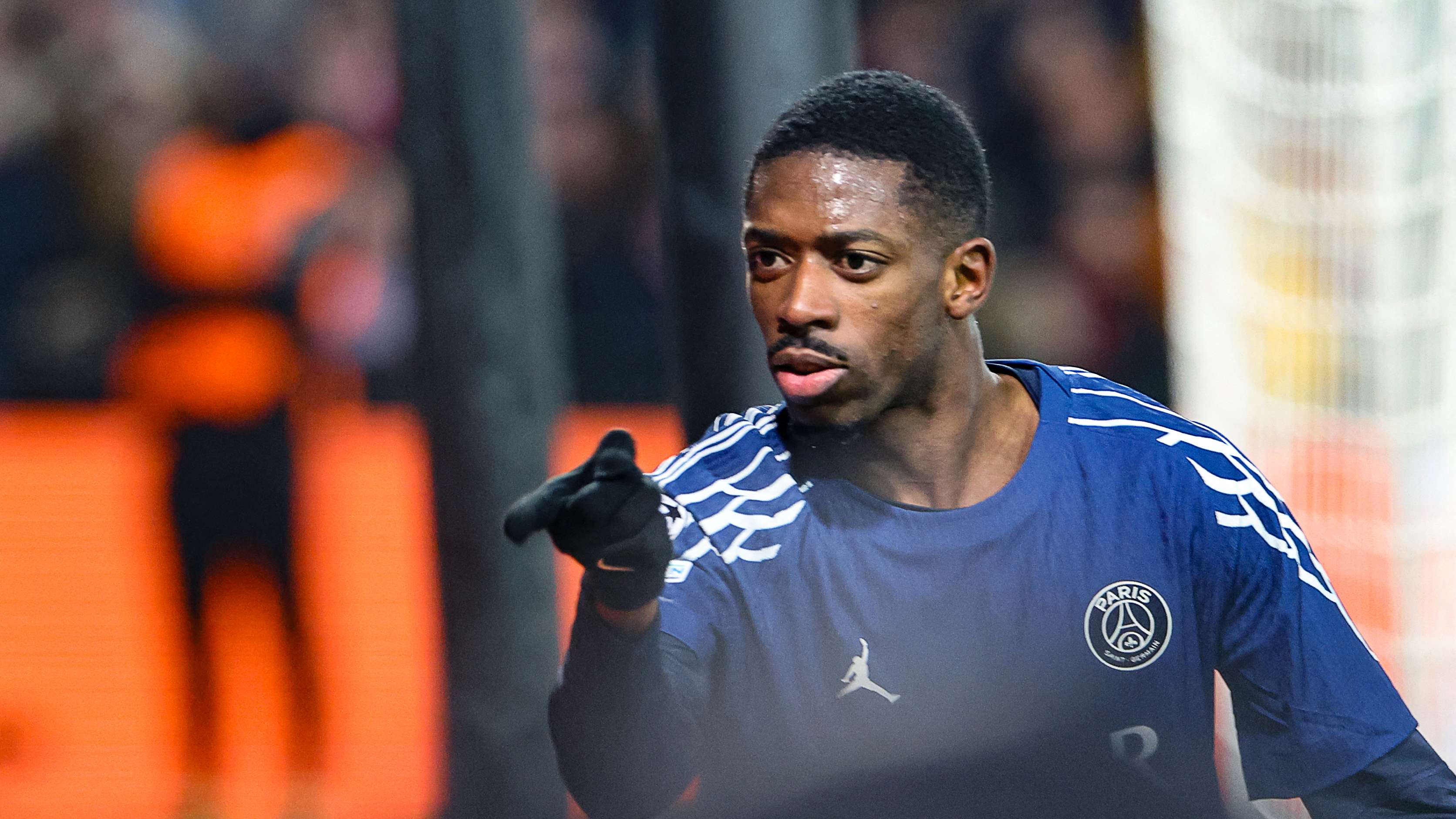 往往表现出 往往表现出